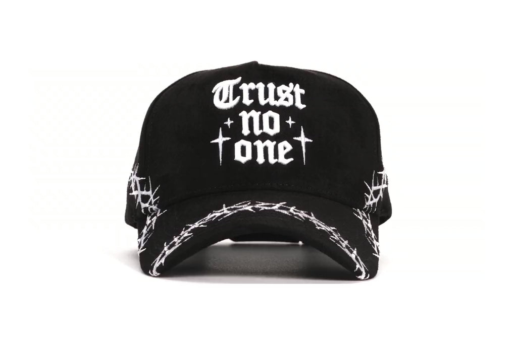 TRUST NO ONE, animación 360 grados