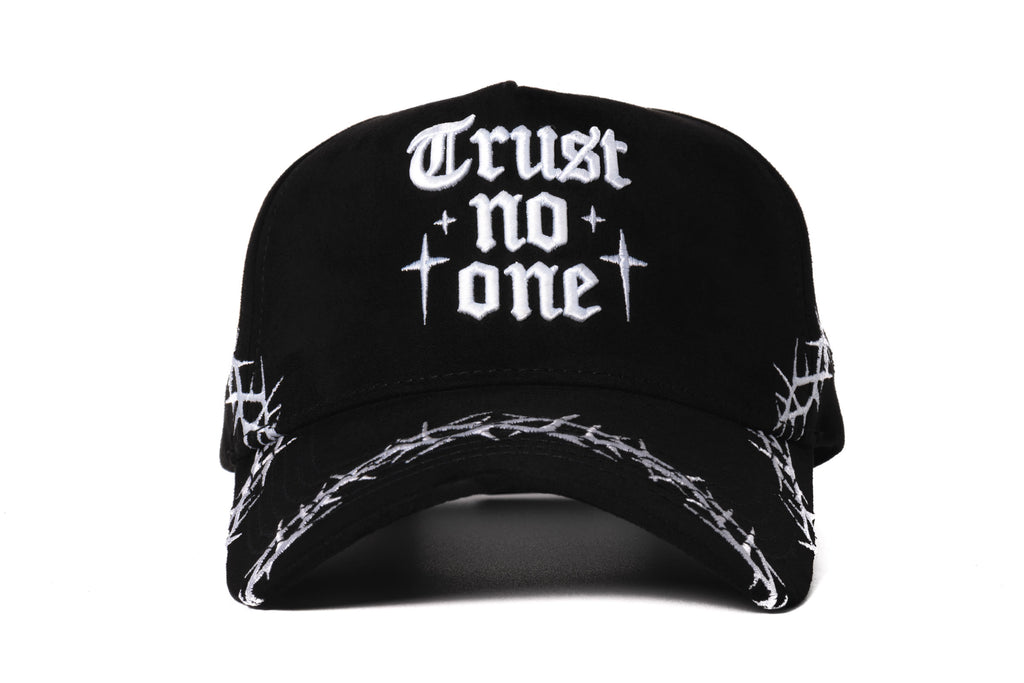 TRUST NO ONE, vista 01